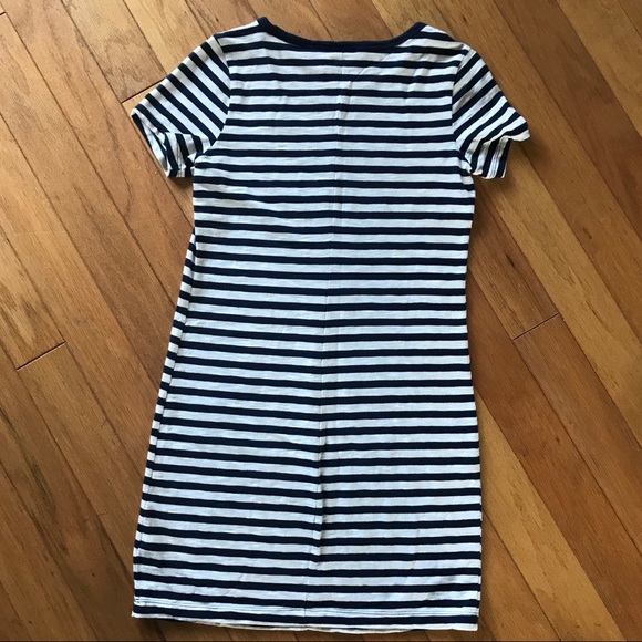 Old Navy Navy and White T-shirt Dress - Picture 3 of 3